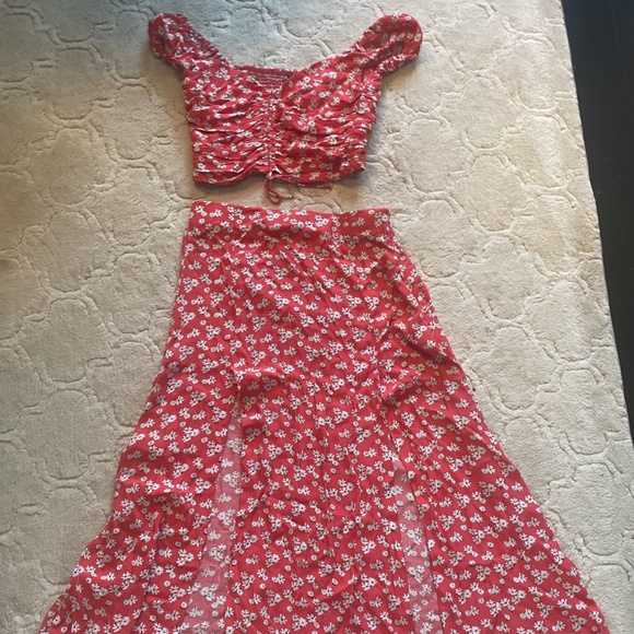 Zara Red Floral Maxi Skirt - Picture 1 of 4
